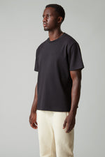 Load image into Gallery viewer, T-shirt TS1 Sample - Black
